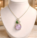 Elegant Floral pendant necklace