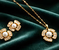 Pearl floral pendant set