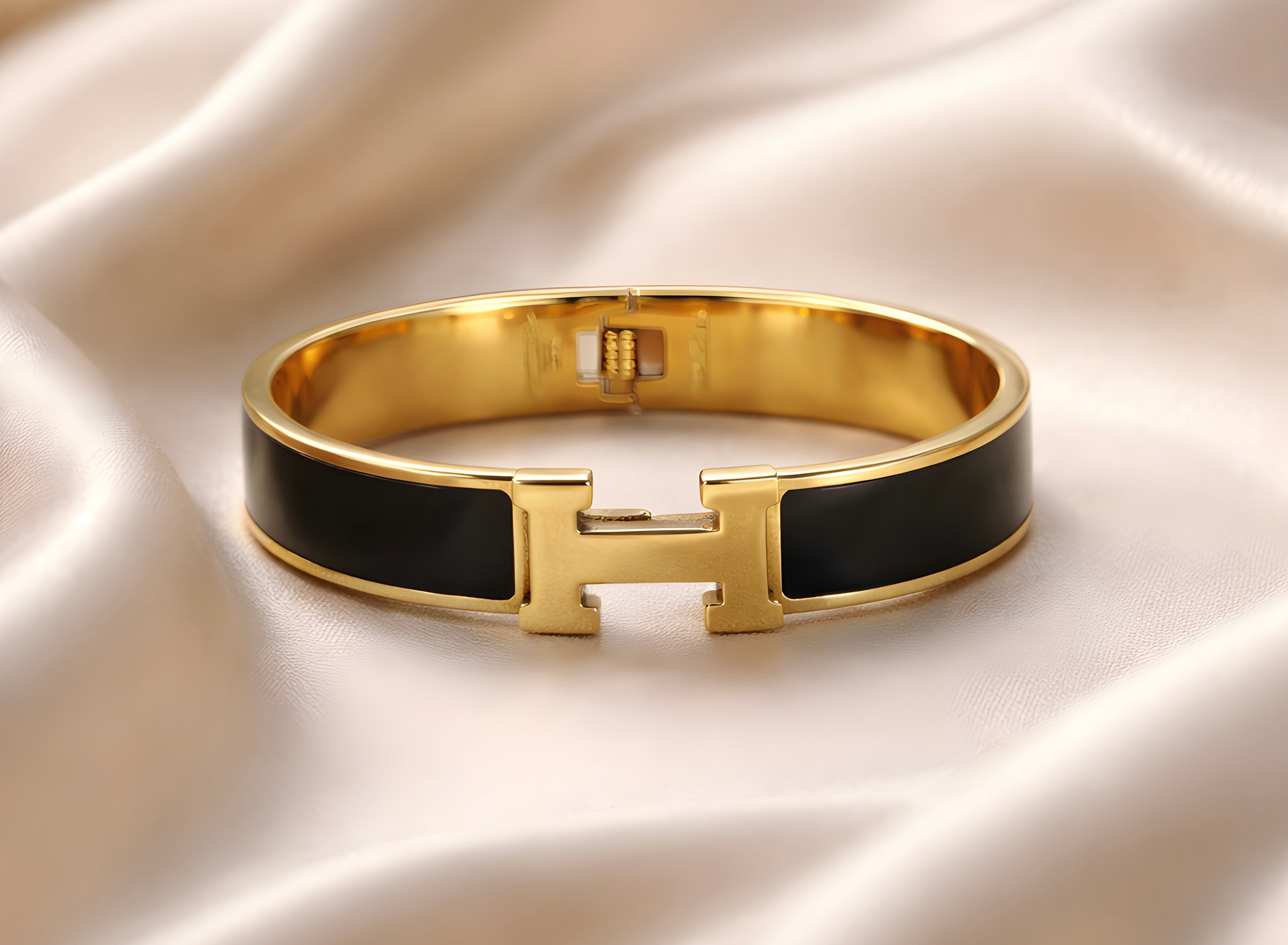 H-Charm Enamel bracelet stainless 18k gold plated